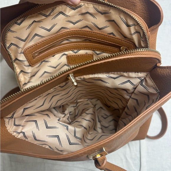 Elegant Tan Leather Backpack - Picture 2 of 6